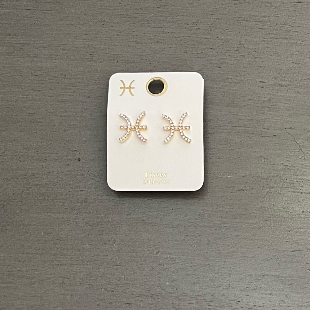 ♓️🐟Pisces Astrological Zodiac Sign Fish Crystal Gold Earrings Feb 19 - March 20